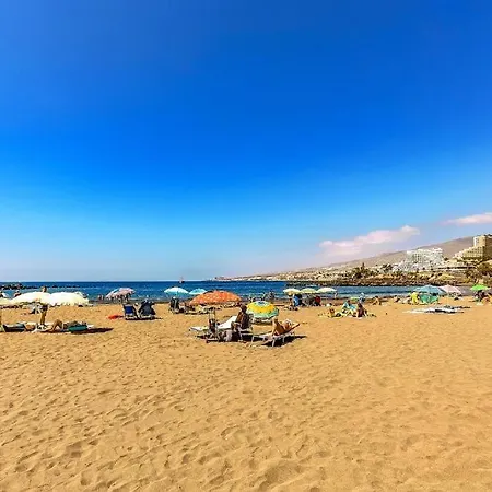 2-bedroom Escape Apartment *